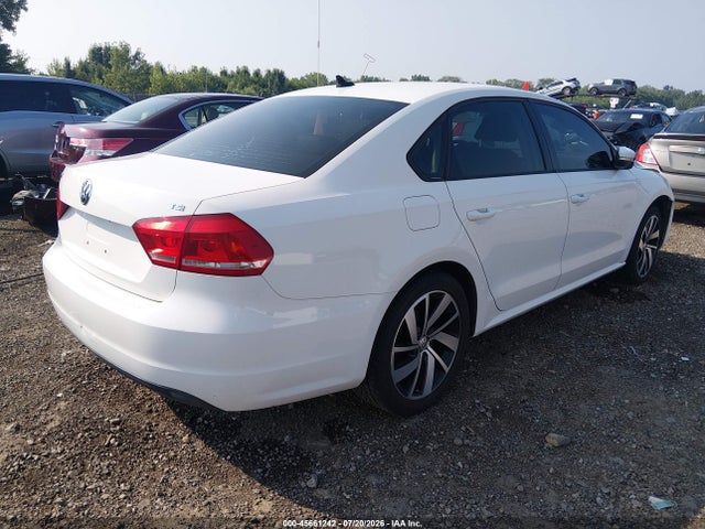 Aukcja sprzedaży 2014 Volkswagen Passat 1.8t Wolfsburg Edition, vin: 1VWAT7A39EC100811, numer aukcji: 45661242