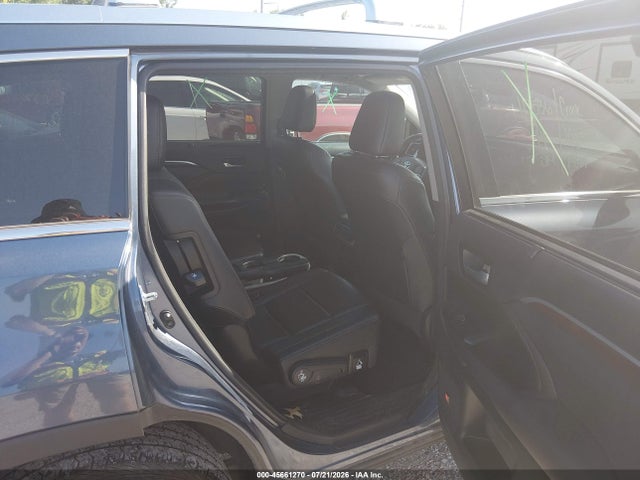 Продаж на аукціоні авто 2016 Toyota Highlander Limited V6, vin: 5TDDKRFH8GS355020, номер лоту: 45661270