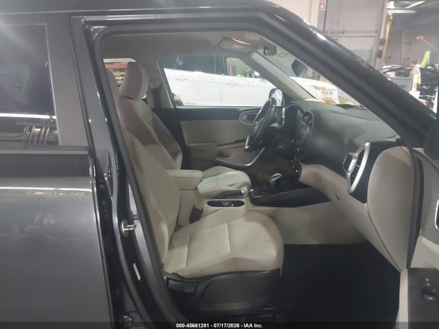 45661281 :رقم المزاد ، KNDJ23AU0L7100211 vin ، 2020 Kia Soul Lx مزاد بيع