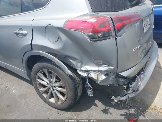 2T3YFREVXHW354545 Toyota Rav4 Platinum