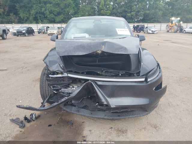 45661284 :رقم المزاد ، 7SAYGDED4TA471480 vin ، 2026 Tesla Model Y مزاد بيع