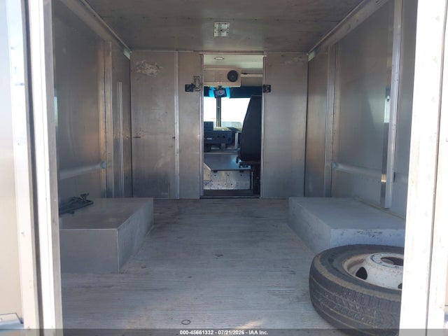 Ford E-350 Stripped 2017 1FC3E3KS5HDC66469 Image 12