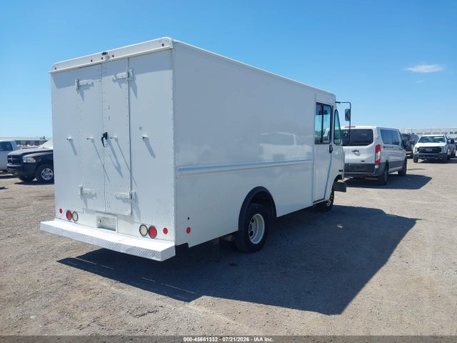 Ford E-350 Stripped 2017 1FC3E3KS5HDC66469 Image 4