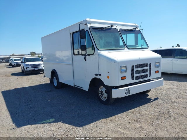 2017 1FC3E3KS7HDC65176 main image