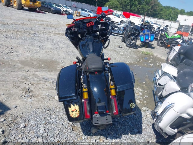 1HD1KH715TB604257 Harley-Davidson FLTRX