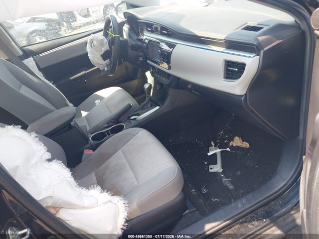45661355 :رقم المزاد ، 2T1BURHEXFC357637 vin ، 2015 Toyota Corolla Le مزاد بيع