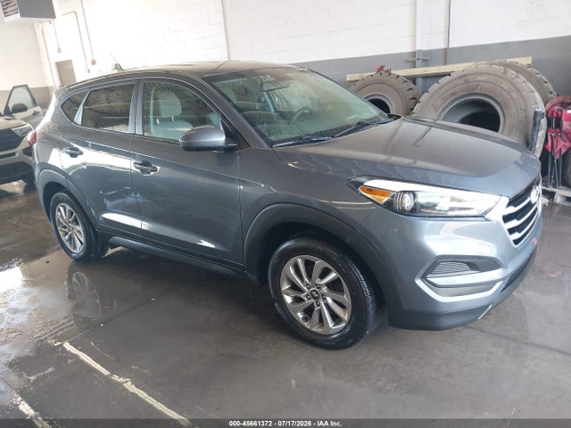 Hyundai TUCSON SE 2018 KM8J2CA48JU655322 zdjęcie główne