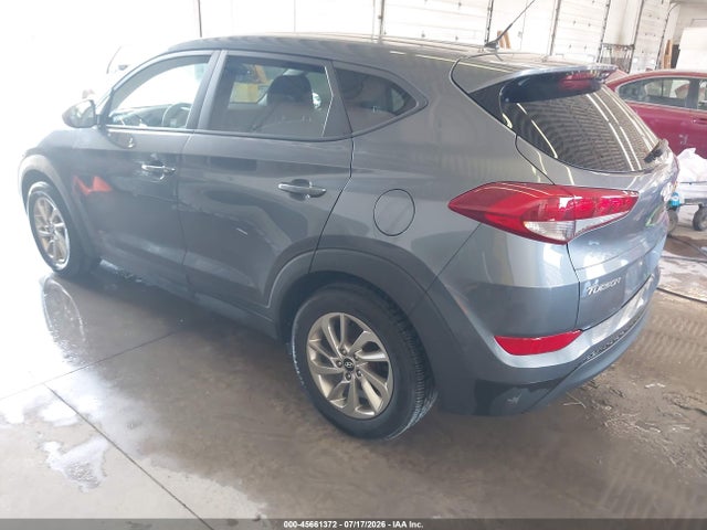 Hyundai TUCSON SE 2018 KM8J2CA48JU655322 Image 3