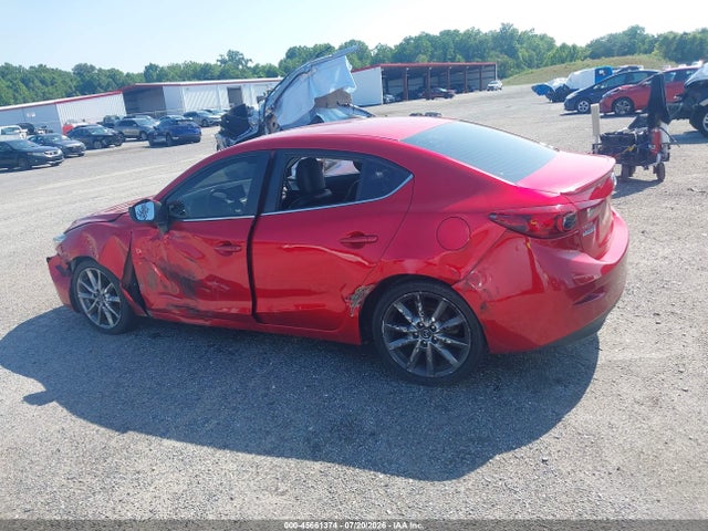 45661374 :رقم المزاد ، 3MZBN1V32JM255814 vin ، 2018 Mazda Mazda3 Touring مزاد بيع