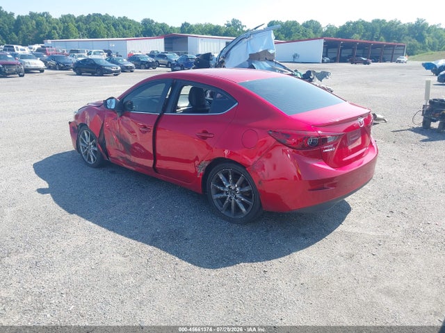 45661374 :رقم المزاد ، 3MZBN1V32JM255814 vin ، 2018 Mazda Mazda3 Touring مزاد بيع