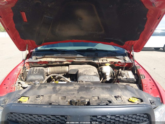 2019 Ram 1500 Classic Tradesman  4x4 5'7 Box მანქანა იყიდება აუქციონზე, vin: 1C6RR7KG1KS658571, აუქციონის ნომერი: 45661395