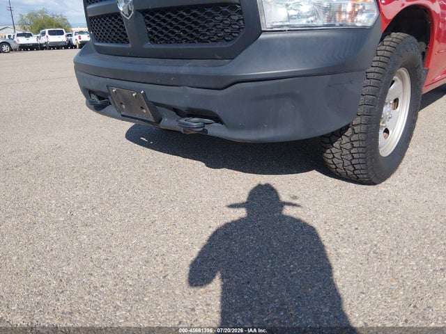 2019 Ram 1500 Classic Tradesman  4x4 5'7 Box მანქანა იყიდება აუქციონზე, vin: 1C6RR7KG1KS658571, აუქციონის ნომერი: 45661395