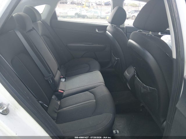 KIA Optima Lx 2018 5XXGT4L3XJG184656 Image 8
