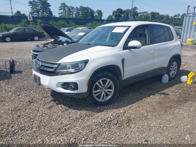 Продажа на аукционе авто 2012 Volkswagen Tiguan Le, vin: WVGAV7AX5CW588209, номер лота: 45661441