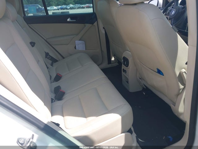 Продажа на аукционе авто 2012 Volkswagen Tiguan Le, vin: WVGAV7AX5CW588209, номер лота: 45661441