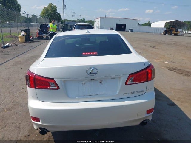 2011 Lexus Is 250 მანქანა იყიდება აუქციონზე, vin: JTHCF5C26B5045812, აუქციონის ნომერი: 45661475