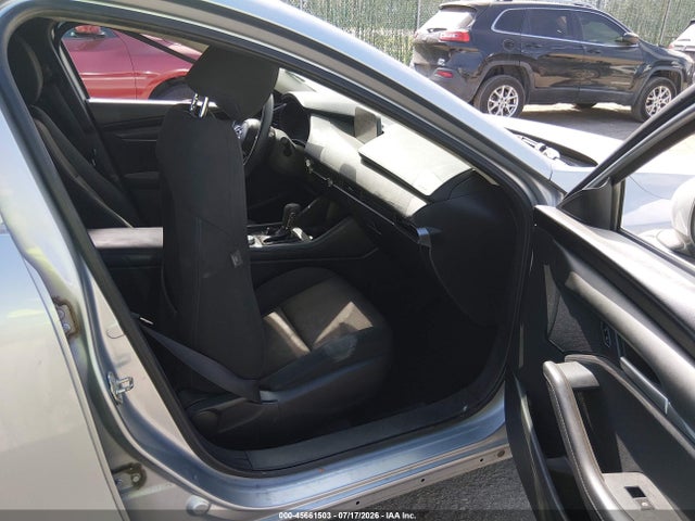 3MZBPABL6KM114003 Mazda MAZDA3