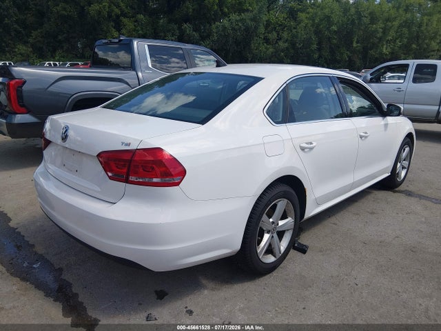 Aukcja sprzedaży 2015 Volkswagen Passat 1.8t Limited Edition, vin: 1VWAS7A39FC089717, numer aukcji: 45661528