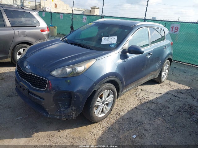 2017 Kia Sportage Lx მანქანა იყიდება აუქციონზე, vin: KNDPM3AC8H7227582, აუქციონის ნომერი: 45661529