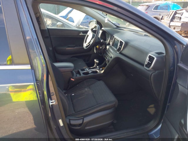 2017 Kia Sportage Lx მანქანა იყიდება აუქციონზე, vin: KNDPM3AC8H7227582, აუქციონის ნომერი: 45661529