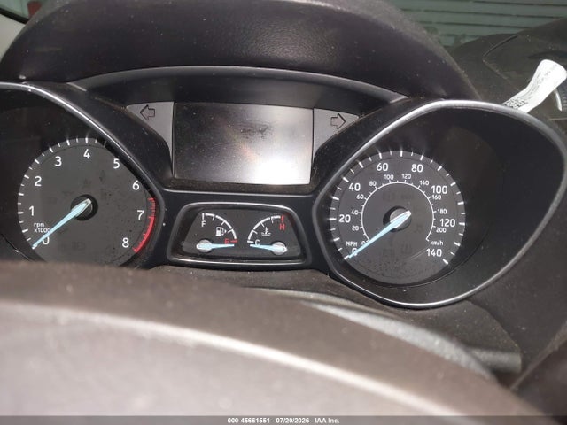 1FMCU0HD1KUA71952 Ford ESCAPE SEL