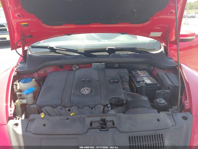 45661552 :رقم المزاد ، 3VWHP7AT8EM631063 vin ، 2014 Volkswagen Beetle 2.5l مزاد بيع