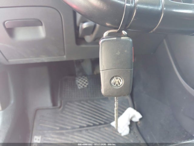 45661552 :رقم المزاد ، 3VWHP7AT8EM631063 vin ، 2014 Volkswagen Beetle 2.5l مزاد بيع