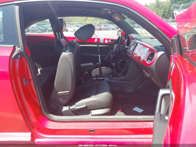45661552 :رقم المزاد ، 3VWHP7AT8EM631063 vin ، 2014 Volkswagen Beetle 2.5l مزاد بيع
