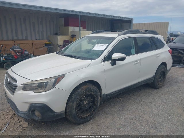 Subaru Outback 2.5i Premium 2018 4S4BSAHC9J3264353 Image 2
