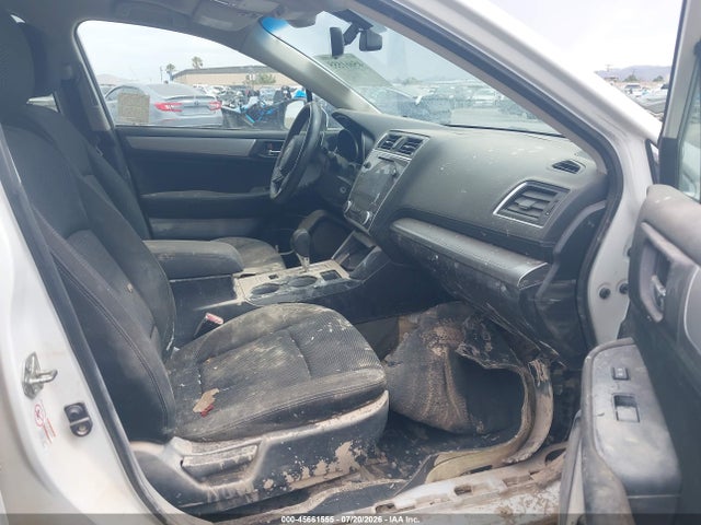 Subaru Outback 2.5i Premium 2018 4S4BSAHC9J3264353 Image 5
