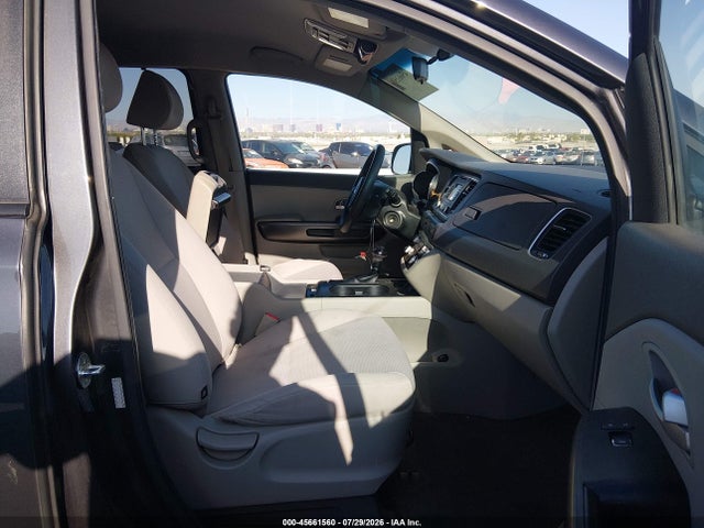 KIA SEDONA LX 2016 KNDMB5C12G6120001 Image 5