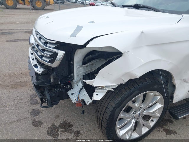 Ford Expedition Limited 2018 1FMJU2AT4JEA56455 Image 18