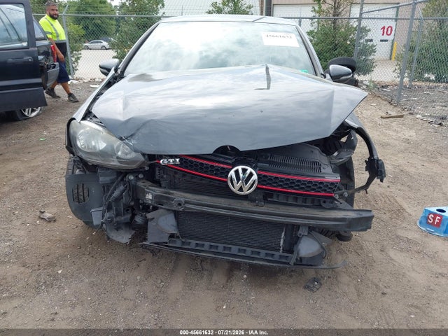 Продажа на аукционе авто 2011 Volkswagen Gti 4-door/4-door Autobahn, vin: WVWHV7AJ2BW021677, номер лота: 45661632
