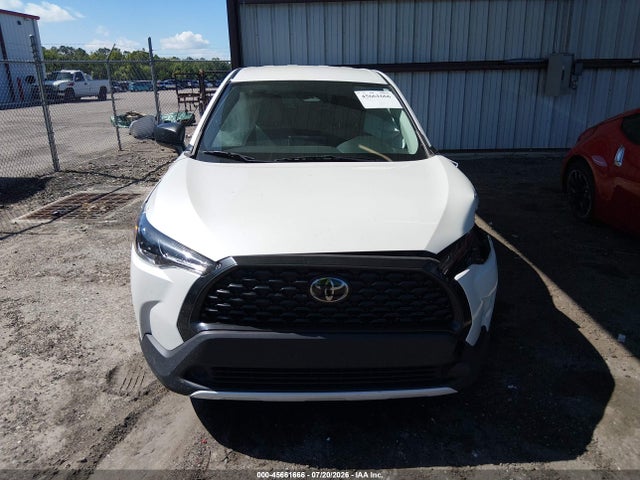 Продажа на аукционе авто 2024 Toyota Corolla Cross L, vin: 7MUAAAAG3RV106011, номер лота: 45661666