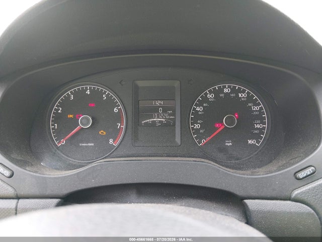 2013 Volkswagen Jetta 2.0l S მანქანა იყიდება აუქციონზე, vin: 3VW1K7AJXDM307321, აუქციონის ნომერი: 45661668