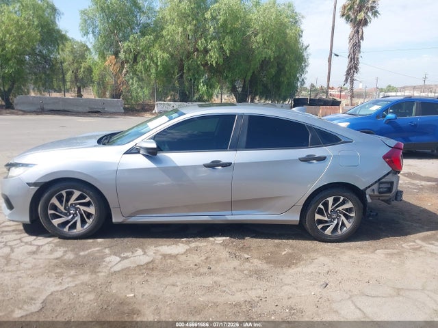 Honda CIVIC EX 2018 2HGFC2F71JH549559 Image 15