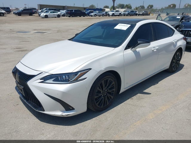 Lexus ES 300H 2021 58ADA1C13MU005088 Image 2