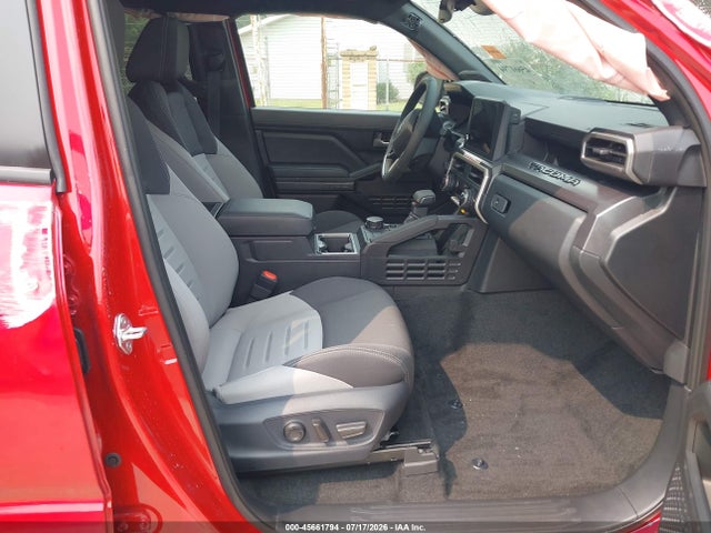Продажа на аукционе авто 2026 Toyota Tacoma Trd Sport, vin: 3TYLB5JN5TT126519, номер лота: 45661794
