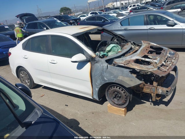 45661800 :رقم المزاد ، 3KPA24AB8JE077813 vin ، 2018 Kia Rio S مزاد بيع