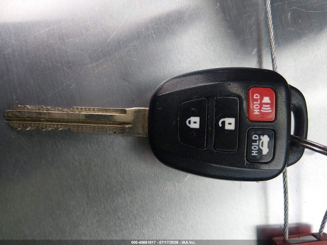 2T1BURHE7HC902129 Toyota COROLLA SE