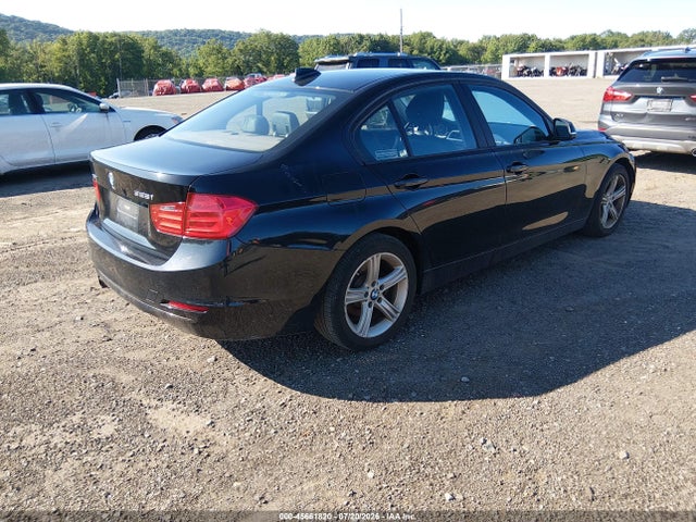 45661820 :رقم المزاد ، WBA3B3C50DF542344 vin ، 2013 Bmw 328i Xdrive مزاد بيع
