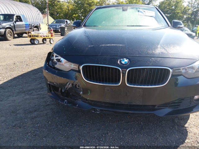 45661820 :رقم المزاد ، WBA3B3C50DF542344 vin ، 2013 Bmw 328i Xdrive مزاد بيع