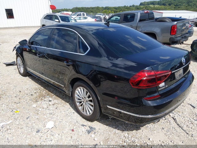 2017 Volkswagen Passat 1.8t Se მანქანა იყიდება აუქციონზე, vin: 1VWBT7A3XHC077290, აუქციონის ნომერი: 45661821