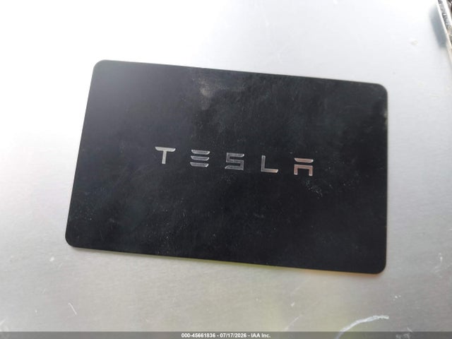 Auction sale of the 2022 Tesla Model Y Long Range Dual Motor All-wheel Drive, vin: 7SAYGDEE1NF427662, lot number: 45661836
