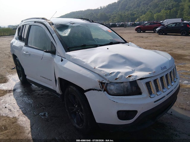 Auction sale of the 2015 Jeep Compass Latitude, vin: 1C4NJDEB4FD357171, lot number: 45661848
