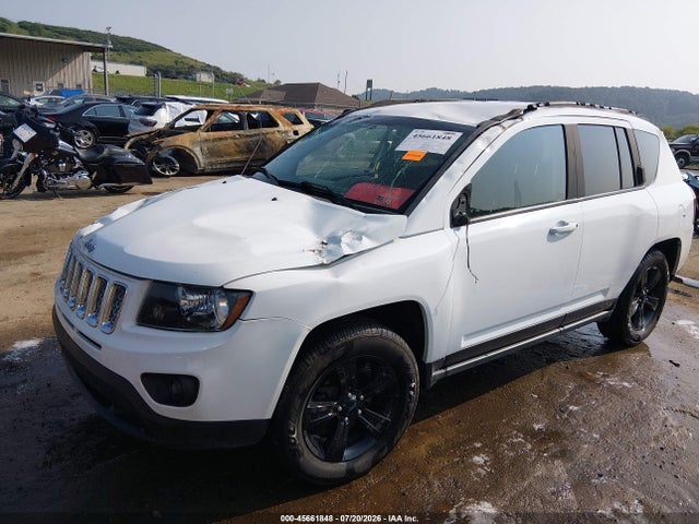45661848 :رقم المزاد ، 1C4NJDEB4FD357171 vin ، 2015 Jeep Compass Latitude مزاد بيع