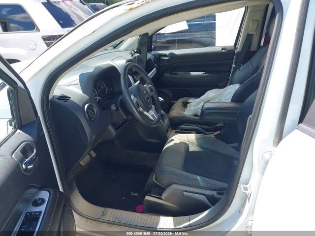 45661848 :رقم المزاد ، 1C4NJDEB4FD357171 vin ، 2015 Jeep Compass Latitude مزاد بيع