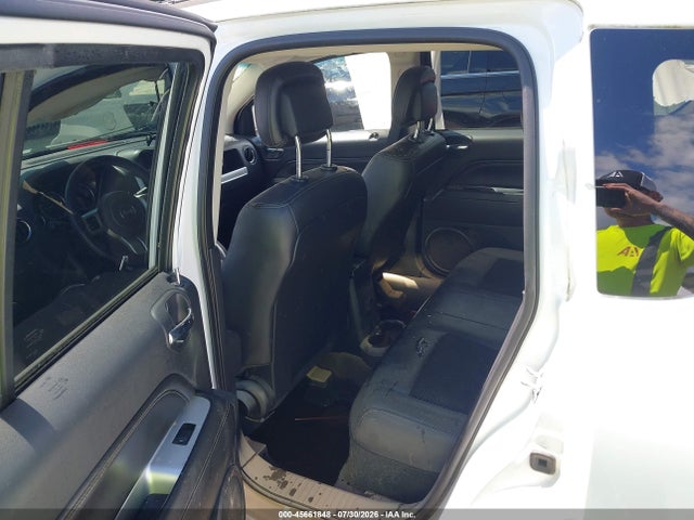 45661848 :رقم المزاد ، 1C4NJDEB4FD357171 vin ، 2015 Jeep Compass Latitude مزاد بيع