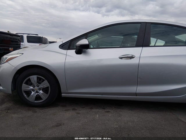 1G1BC5SM0J7174939 Chevrolet Cruze Ls Auto