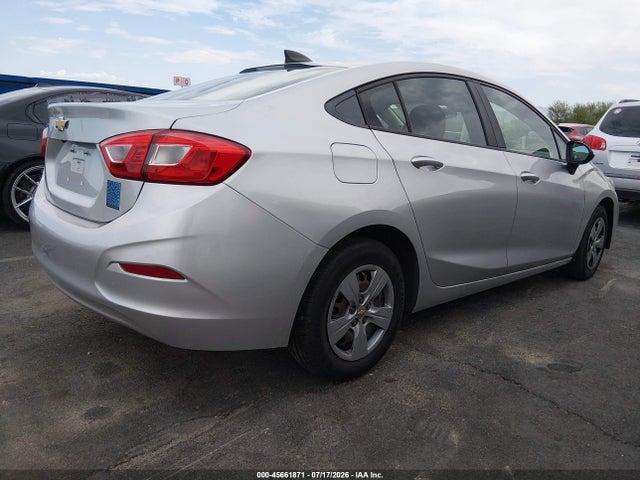 1G1BC5SM0J7174939 Chevrolet Cruze Ls Auto